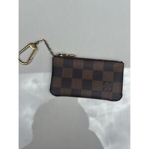 2009 LOUIS VUITTON Checkered LV Canvas Key Coin Keychain Pouch